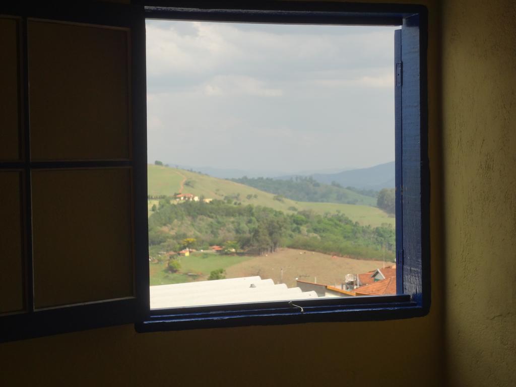 Pousada B & B Águas de Lindóia Værelse billede